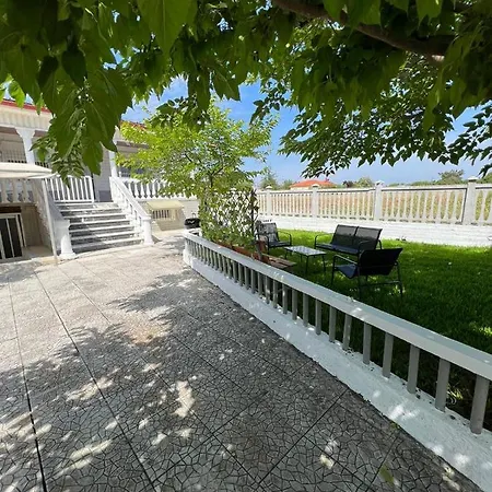 Villa Infinity Stars By The Sea *